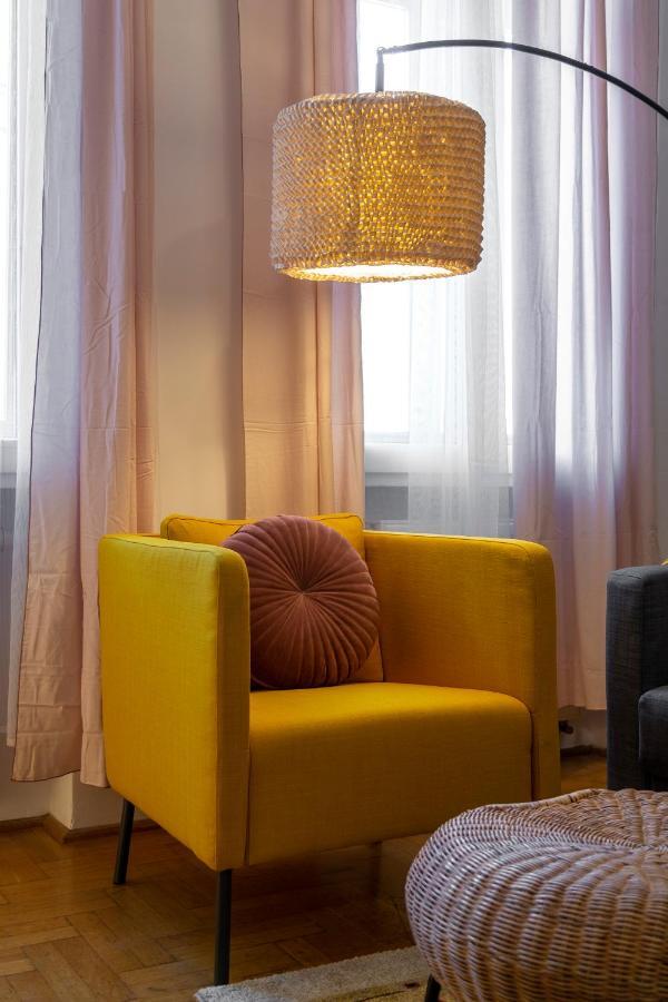 Cozy Home By Bella In The Heart Of Budapest Exterior foto