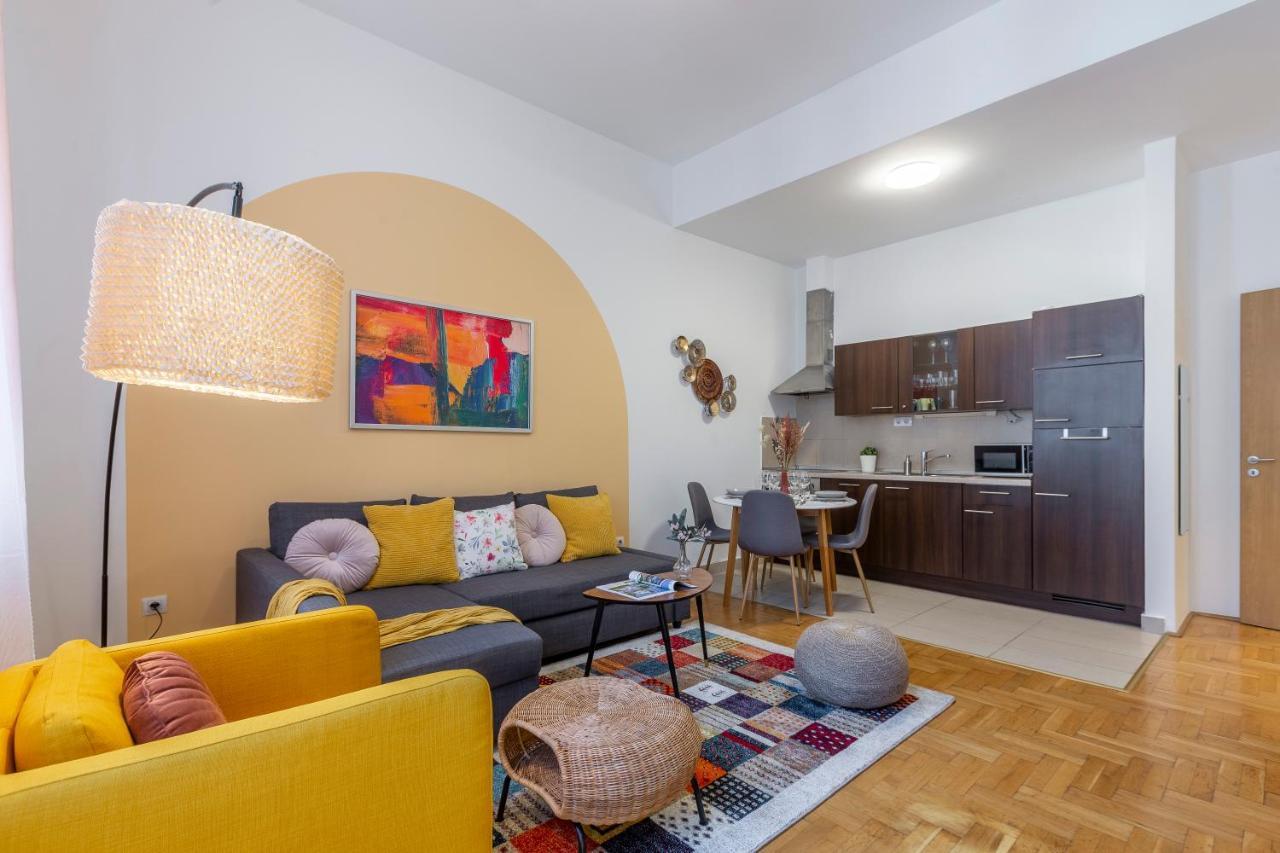 Cozy Home By Bella In The Heart Of Budapest Exterior foto
