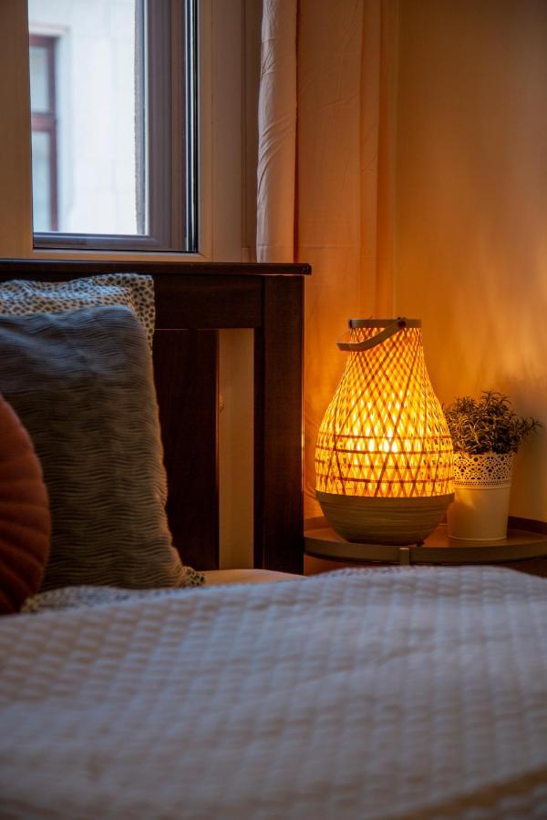 Cozy Home By Bella In The Heart Of Budapest Exterior foto