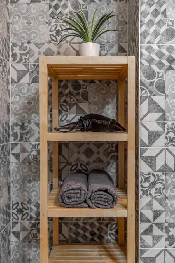 Cozy Home By Bella In The Heart Of Budapest Exterior foto
