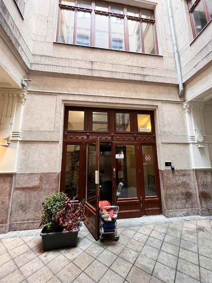 Cozy Home By Bella In The Heart Of Budapest Exterior foto
